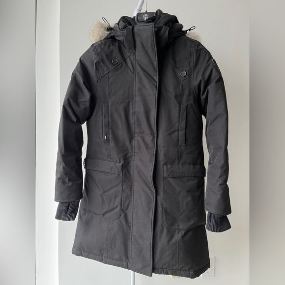 Nobis Merideth Ladies Parka - Picture 1 of 5
